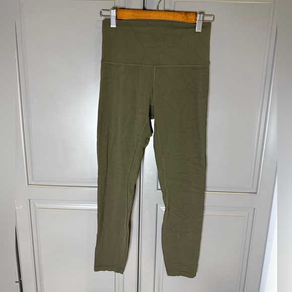 Lululemon Align high-rise 25” pant - like new - size 6 - Picture 1 of 2